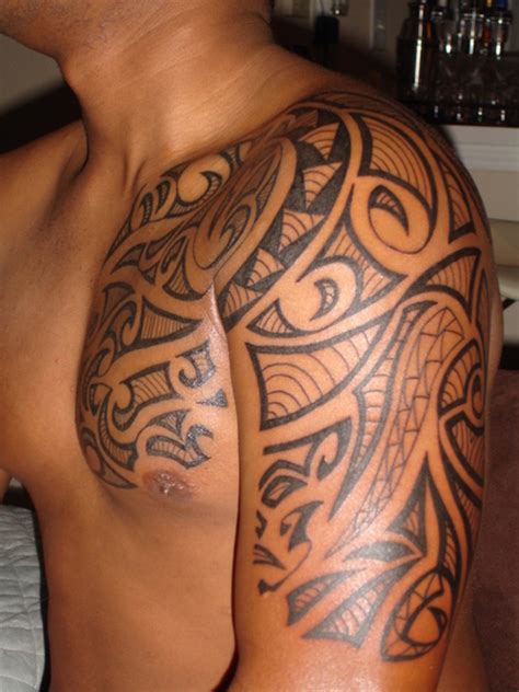 Whether your getting an arm sleeves or a half sleeve here are some options for you. Tribal Tattoos For Men Shoulder And Arm | Japanese Tattoos