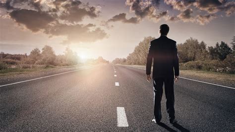 Why Is Entrepreneurship Considered a Lonely Journey? - Nis 