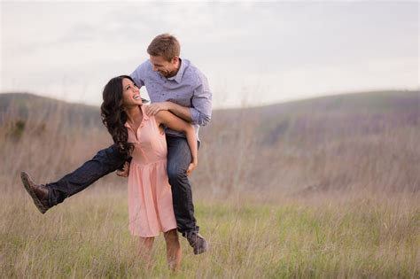 New users enjoy 60% off. Natural Light Couples Photography Workshop