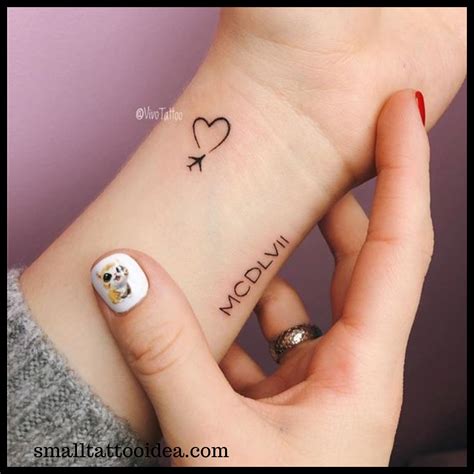 Küçük bilek dövmeleri, bilek dövmeleri, dövme hakkında daha fazla fikir görün. 35+ Simple heart tattoo ideas #tattoo | Sevimli küçük ...