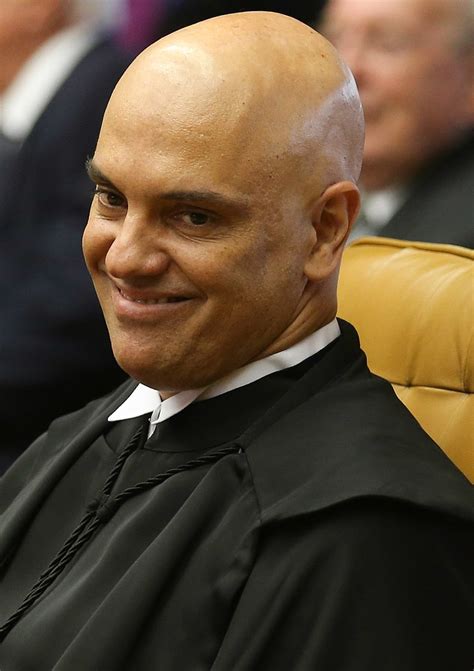 Alexandre de moraes concede prisão domiciliar a deputado bolsonarista. Alexandre de Moraes mantém veto a Ramagem na Polícia ...