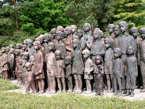 Die kleine stadt lidice in tschechien ist keine geisterstadt im eigentlichen sinne. LidiceHaus - Jugendbildungsstätte der politischen ...