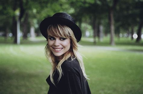 Feb 05, 2010 · coeur de pirate @beatricepirate rt @purecharts : Cœur de Pirate X Pokemon | PXLBBQ