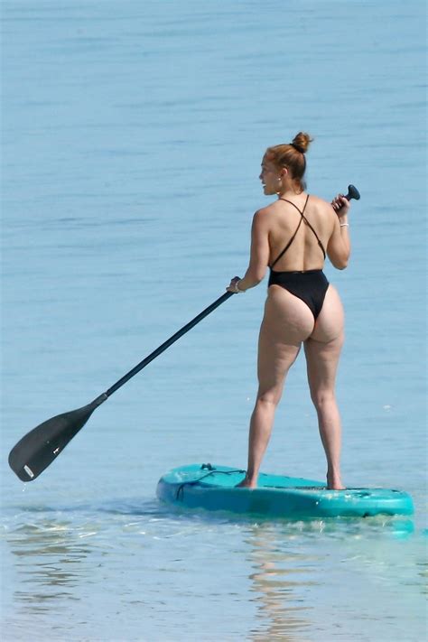 All articles are selected via computer algorithm, vividly demonstrating that computers have a very long way to go before actually accomplishing truly intelligent work. Jennifer Lopez Showed Off Her Juicy Ass On The Ocean (36 ...