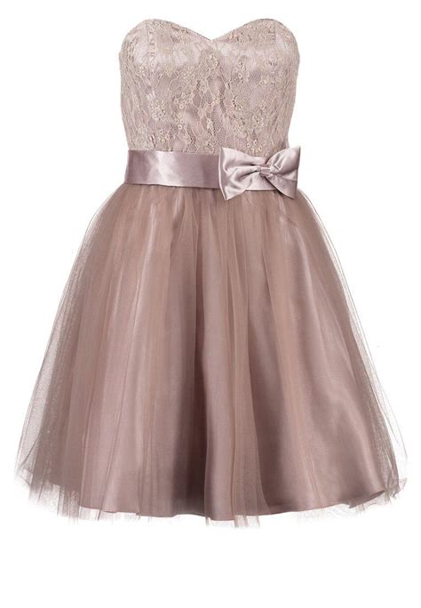 Große auswahl günstige preise neueste trends jetzt laona auf modebasar.com entdecken und kaufen! Laona Cocktail dress / Party dress - creme - Zalando.co.uk ...