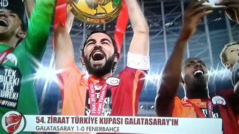 Türkiye kupası ya da sponsorluk anlaşmaları gereğince ziraat türkiye kupası, türkiye futbol federasyonu tarafından 1962 yılından beri düzenlenen ulusal kupa organizasyonudur. 2015-2016 Ziraat Türkiye Kupası Şampiyonu Galatasaray - YouTube