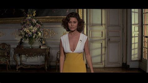 Autostop rosso sangue, death drive, hitchhike: Corinne Cléry in Moonraker (1979) | Moonraker, Bond girls ...