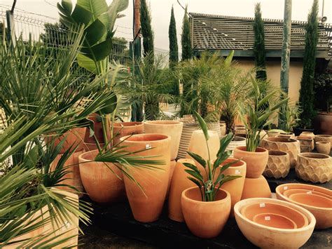 Maybe you would like to learn more about one of these? Macetas de barro, diseño para tu jardín - Conillas