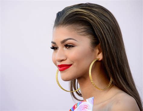 ► my messy top knot hair routine. Zendaya Drops Out of Aaliyah Biopic - Rolling Stone