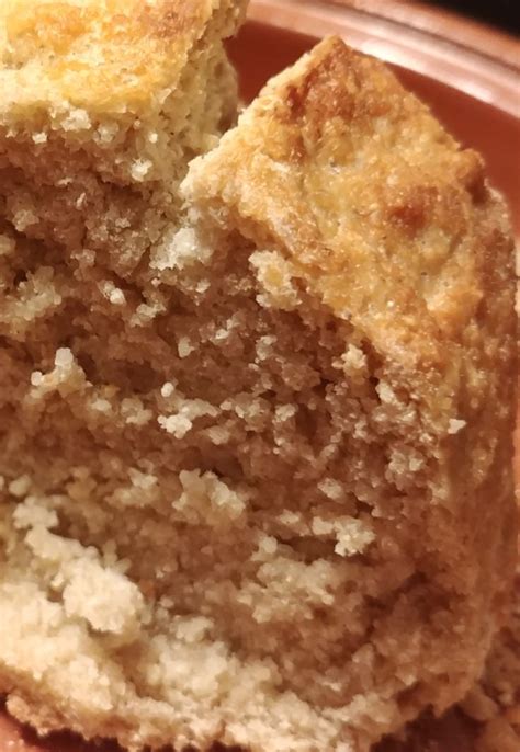 How to keep cornbread from crumbling. and not that warm | Tumblr