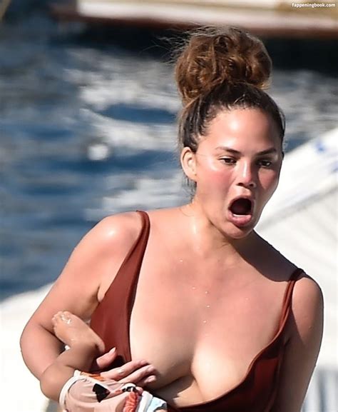 Chrissy teigen—queen of social media, cookbooks, awards show reaction gifs, and basically everything else—can throw down like no other when it comes to internet trolls. Chrissy Teigen Nude, Sexy, The Fappening, Uncensored ...