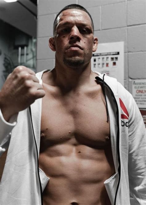 Nunca subestimes a nate diaz. Nate Diaz Height, Weight, Family, Facts, Girlfriend ...