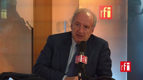 Hubert védrine est interrogé par : Hubert Védrine, ancien ministre des Affaires étrangères ...