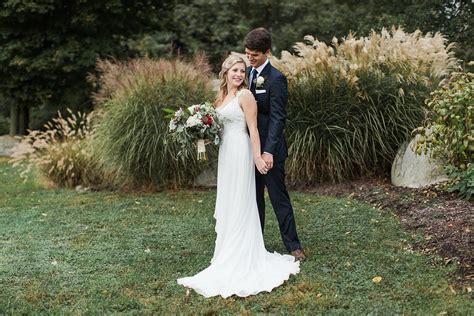 We did not find results for: Samantha Jay Photography | Springton Manor Farm Wedding Photography | Romantic Fall Wedding Phot ...