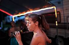 campground swingers karaoke garza sings lexi herself