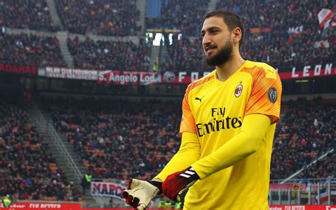 How much does gianluigi donnarumma earn per year? Donnarumma Salary - Chelsea transfer round-up: Barkley ...