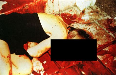 1984 san ysidro mcdonald's massacre crime scene footage. O.J. Simpson Murder Trial: Bloody Crime Scene Photos ...