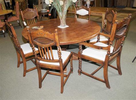 Either way, french country furniture usa has an extensive selection of tables and chairs that are worthy of the finest cuisine. French Country Oak Round Refectory Table Kitchen