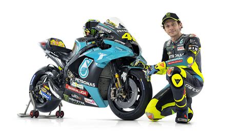 Jeden monat im guten zeitschriftenhandel. MotoGP: Valentino Rossi zeigt seine neue Petronas-Yamaha ...