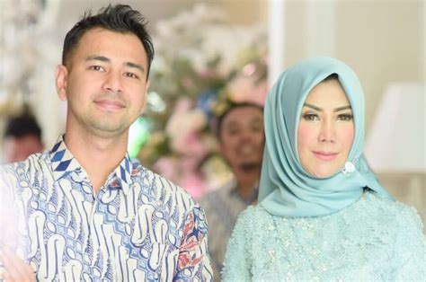 Jun 05, 2021 · raffi juga menyampaikan pesan terhadap sang putra untuk selalu menjadi anak yang baik dan mandiri. Sekarang Merasakan Jadi Orang Tua, Raffi Ahmad Menyesal ...