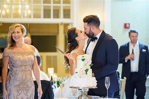 Country club receptions has helped hundreds of couples plan their perfect golf course weddings and reception. New Seabury Country Club wedding by Cape Cod wedding ...