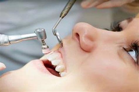 Perawatan saluran akar, root canal treatment. Rawatan Akar Gigi Geraham Bawah - AKARKUA