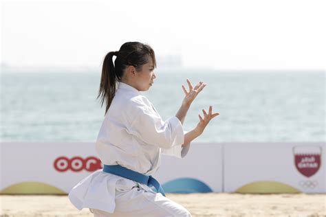 Hán tự form of không thủ đạo (karate). 劉慕裳校友出戰「世界沙灘運動會」空手道女子個人型賽事 為港勇奪歷史性首銅