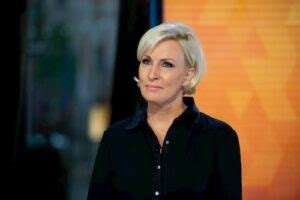 Mika went to madeira school, and after matriculation enrolled at georgetown university, but in her junior year she switched to williams college in williamstown, massachusetts. Mika Brzezinski Bio, Wiki, Age, Family, Wife, MSNBC, Net ...