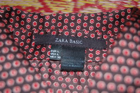 Pasalnya dulu setahun lalu mama pernah beli baju buat kenzo di fo, kainnya bagus dipake enak harganya 100. Limaubundle: baju brand zara