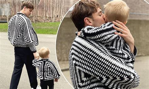 Uk swimmer and olympic gold medallist tom daley has knitted a cardigan inspired by the tokyo daley posted pictures of his newly created cardigan online on thursday, saying he wanted to make. Tom Daley shares his unlikely new habit introduced by ...