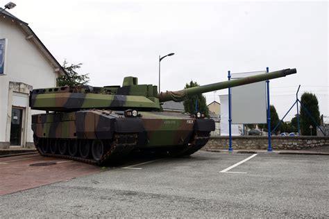 The first leclerc tank was handed over to the dga (french procurement agency) in january 1992. Leclerc (Panzer) - Wikiwand