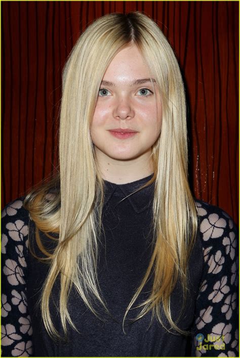 Elle fanning's height is 5ft 9in (175 cm). Elle Fanning on Playing Princess Aurora: 'It Was All ...