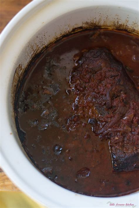 Can you cook pulled brisket in slow xooker. Slow Cooker Brisket with Red Wine and Onions - The Little ...