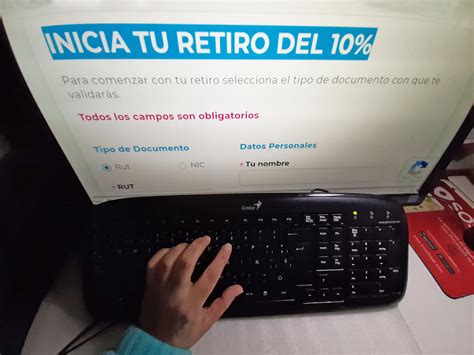 Es por eso que el día de hoy ingresaré mi proyecto del cuarto retiro de ahorros previsionales, porque creo que la tercera ola será mucho más forma excepcional y voluntaria, a retirar hasta el 10 por ciento de los fondos acumulados en su cuenta de capitalización individual de cotizaciones obligatorias. Analistas ven efectos económicos negativos con segundo ...