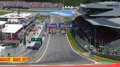 Wir haben die besten bilder von den vorbereitungen auf das rennwochenende. Red Bull Ring: Anreisemöglichkeiten und Stauprognosen ...