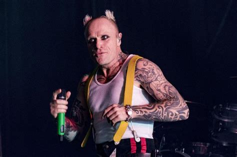 7 travelers have booked today. Liam Gallagher pays tribute to Keith Flint at Glastonbury