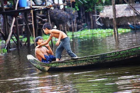 We are an easy and impressive drive from ladies well, an amazing swimming hole surrounded by granite boulders and lush forest at the foothill of the barrington tops. Save Money on Floating Village Tours - The Tonle Sap ...