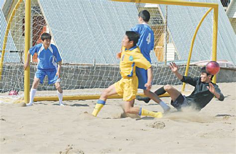 Соревнования по пляжному футболу со всего мира. Пляжный футбол, или beachsoccer » club 3t клуб ...