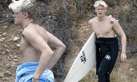 Call ahead before visiting your doctor. Cody Simpson flashes bare behind as he gets changed on the ...