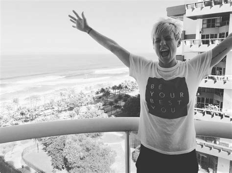 Megan rapinoe is an american expert soccer midfielder/winger who plays for seattle reign fc in the. Megan Rapinoe. (Instagram) | Megan rapinoe, Uswnt, Womens ...