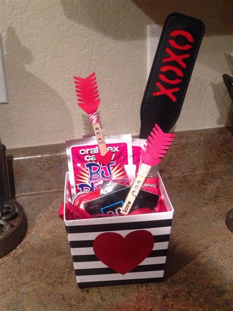 Make him melt with this valentines gift for him. Valentines Day Naughty Gift basket:) | Naughty gifts ...