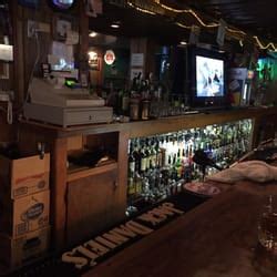Checked out the halftime sports bar to watch the super bowl. Halftime Sports Bar - Sports Bars - 6051 Quebec St ...