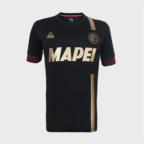 En los halcones dorados ocupa la posición de delantero por derecha. Tercera Camiseta Lanús 2020-21 x Peak - Cambio de Camiseta