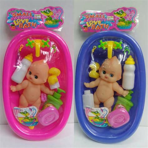 Ada yang bisa digunakan di wastafel dan ada juga bak mandi vinil yang bisa dilipat.kali ini, kami akan memberikan tips untuk memilih bak mandi bayi secara. Jual Mainan Anak Perempuan - Pretend Play Boneka Bak Mandi ...