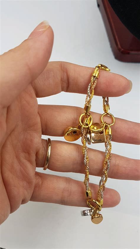 Model emas baju rambut aksesoris wanita terbaru 2019. Jual gelang UBS emas asli kadar 700 model terbaru di lapak Alice Shop alice_shop110