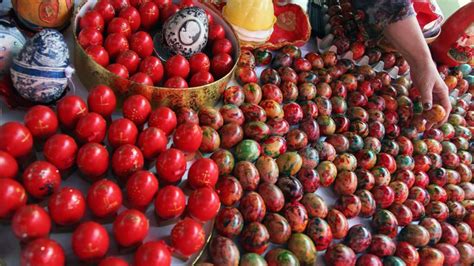 This quick overview shows you how easter is celebrated by orthodox serbia. Belgrade (Serbia) | Easter eggs, Easter egg decorating ...