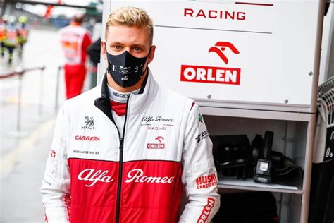 In 2021, mick competes for the haas f1 team in the fia formula 1 world championship. Haas: Steiner reveals interest in Mick Schumacher - F1 ...