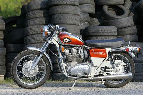 BSA Rocket Three | Vintage bikes, Bsa motorcycle, Cool bikes