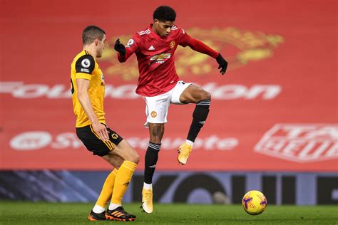 Van de beek, heaton, dalot, lindelof, lingard, matic, mata, cavani. Wolves Vs Man United - Manchester United News Gary Neville ...