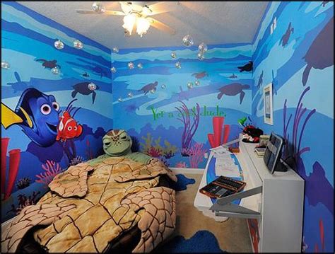 Dress the bed with a unique sea themed canopy. Decorating theme bedrooms - Maries Manor: underwater ...